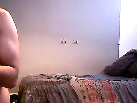 Snapshot of twinkerbell344 chatting on October 21, 12:11 am twinkerbell344 online show from October 21, 12:11 am