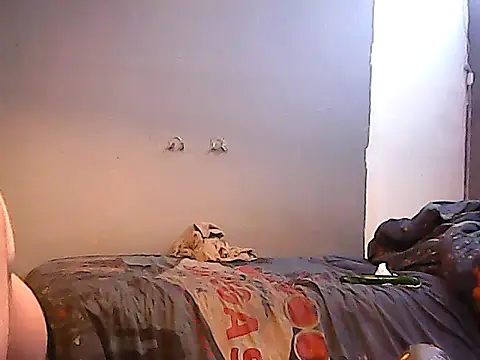 Snapshot of twinkerbell344 chatting on October 22, 8:03 am twinkerbell344 online show from October 22, 8:03 am