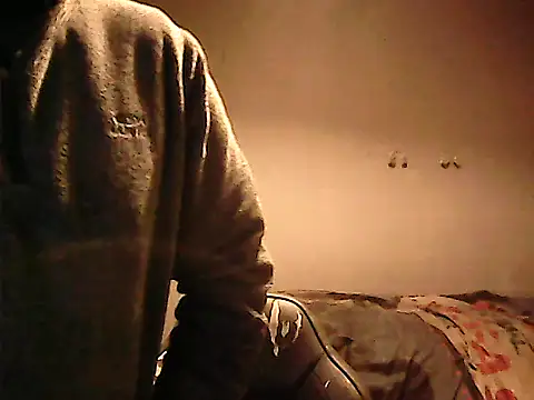 Snapshot of twinkerbell344 chatting on October 28, 8:55 pm twinkerbell344 online show from October 28, 8:55 pm