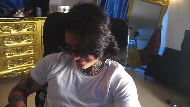 dantecoppolaa  online show from February 2, 3:39 pm