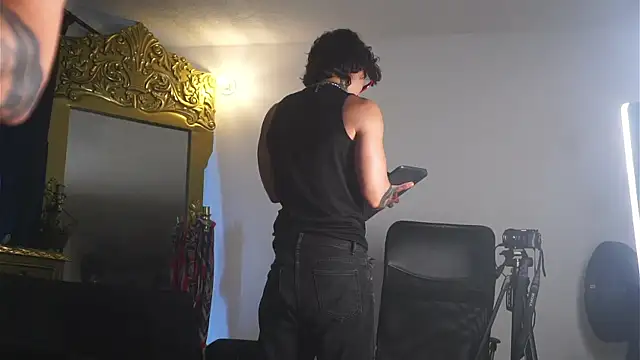 dantecoppolaa  online show from February 16, 9:59 pm