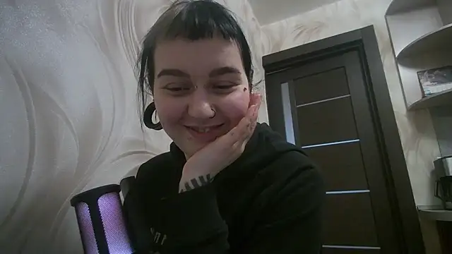 Snapshot of MoorderxDoll chatting on December 23, 10:55 pm MoorderxDoll online show from December 23, 10:55 pm