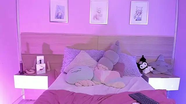 Snapshot of Sachi_Meow chatting on February 7, 3:23 am Sachi Meow online show from February 7, 3:23 am