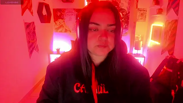 Snapshot of Luise_Meyrink chatting on February 14, 2:50 am Luise Meyrink online show from February 14, 2:50 am