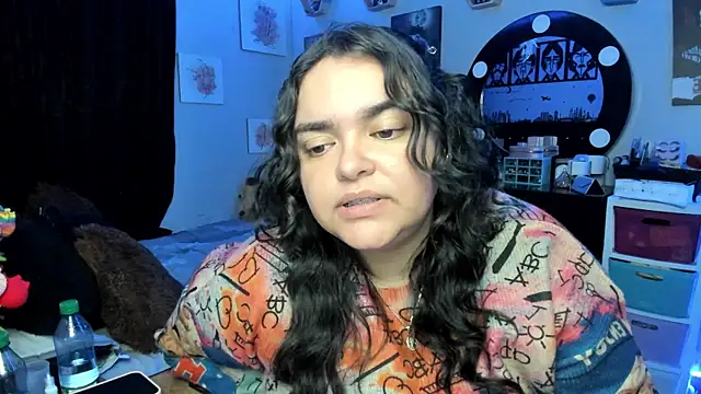 Snapshot of Luise_Meyrink chatting on November 7, 3:06 am Luise Meyrink online show from November 7, 3:06 am