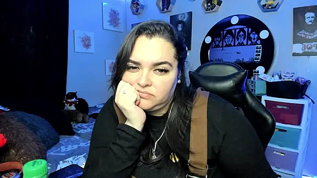 Snapshot of Luise_Meyrink chatting on November 26, 3:18 am Luise Meyrink online show from November 26, 3:18 am