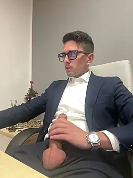 masterboss  online show from December 18, 7:53 pm