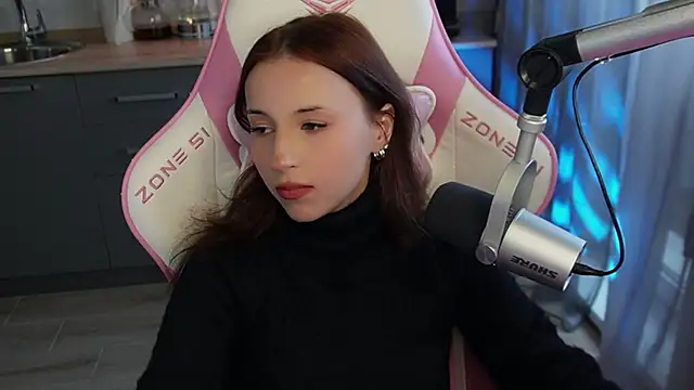 BOOLOCHKAA online show from December 22, 7:33 am