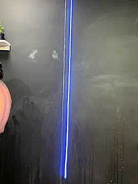 raymon616 online show from December 4, 9:23 pm