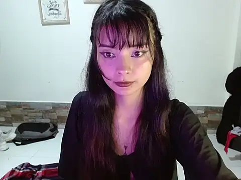 Snapshot of _annie_rosse chatting on February 17, 9:30 pm  annie rosse online show from February 17, 9:30 pm