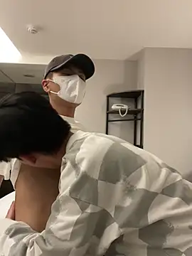 Snapshot of hihi0169 chatting on March 1, 1:18 pm hihi0169 online show from March 1, 1:18 pm