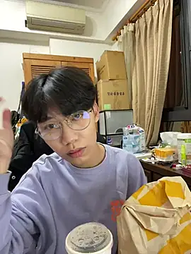 Snapshot of hihi0169 chatting on March 8, 6:05 pm hihi0169 online show from March 8, 6:05 pm