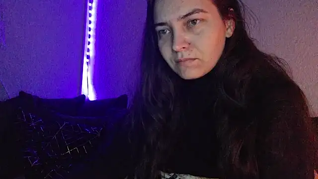 Cyndee Winter online show from December 18, 5:42 pm