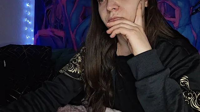 Cyndee Winter online show from February 2, 4:00 pm