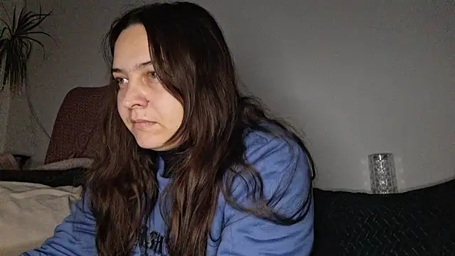 Cyndee Winter online show from December 2, 7:42 pm