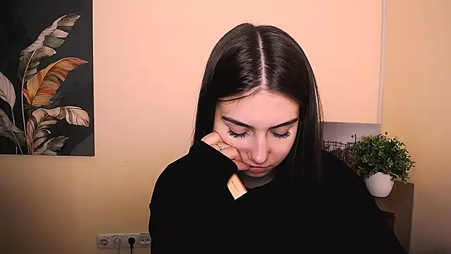 Snapshot of Lili_magic chatting on September 21, 12:29 pm Lili magic online show from September 21, 12:29 pm