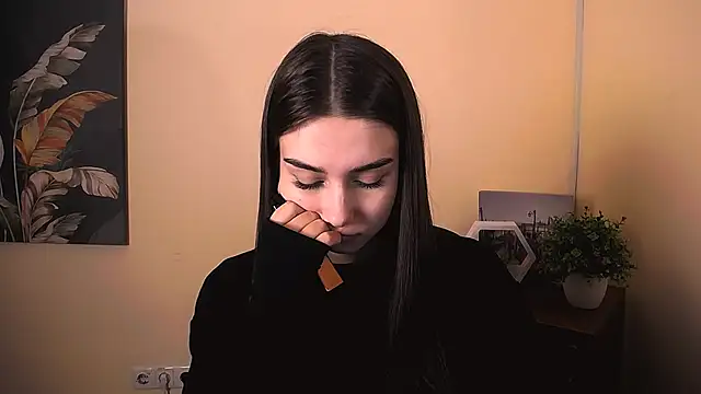 Snapshot of Lili_magic chatting on October 16, 7:09 am Lili magic online show from October 16, 7:09 am