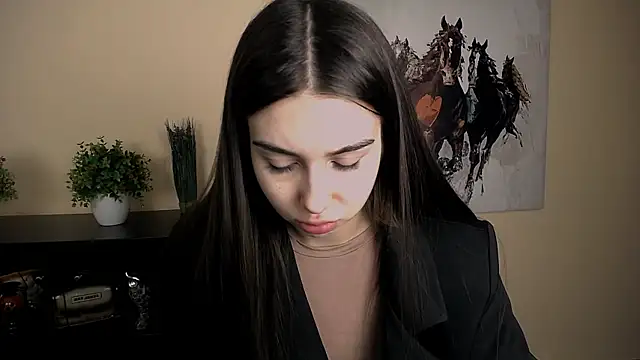 Snapshot of Lili_magic chatting on December 15, 1:26 pm Lili magic online show from December 15, 1:26 pm