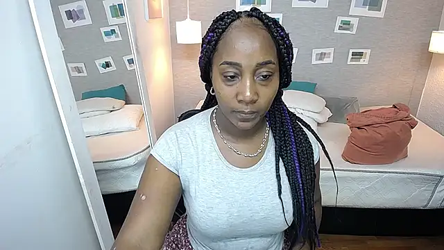 Snapshot of kiara_evanss chatting on January 24, 7:39 pm kiara evanss online show from January 24, 7:39 pm