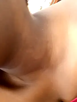 Snapshot of pretty_amaal chatting on December 31, 6:37 am pretty amaal online show from December 31, 6:37 am