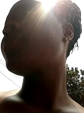 Snapshot of pretty_amaal chatting on March 6, 9:03 am pretty amaal online show from March 6, 9:03 am