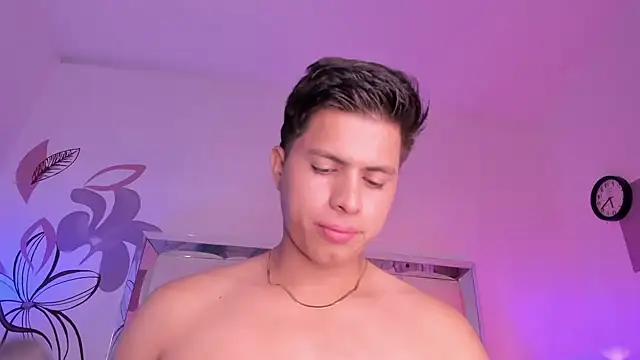 Snapshot of Niicky1_ chatting on February 13, 9:17 pm Niicky1  online show from February 13, 9:17 pm