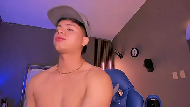 Snapshot of Niicky1_ chatting on March 11, 11:59 pm Niicky1  online show from March 11, 11:59 pm