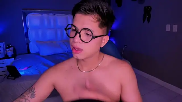 Snapshot of Niicky1_ chatting on September 18, 4:14 am Niicky1  online show from September 18, 4:14 am