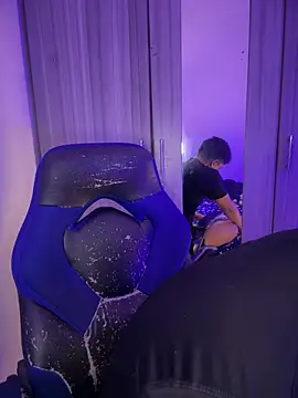 Niicky1  online show from April 7, 1:55 pm