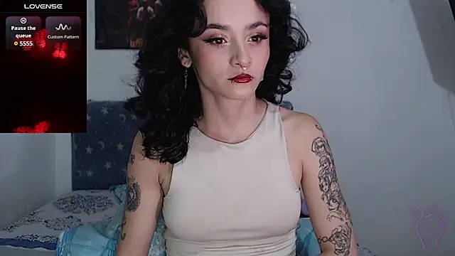 Snapshot of kitty22_ chatting on March 8, 4:17 pm kitty22 online show from March 8, 4:17 pm