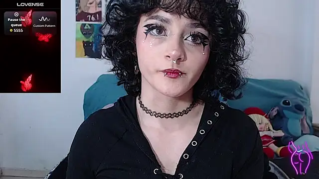 Snapshot of kitty22_ chatting on September 27, 1:38 pm kitty22 online show from September 27, 1:38 pm