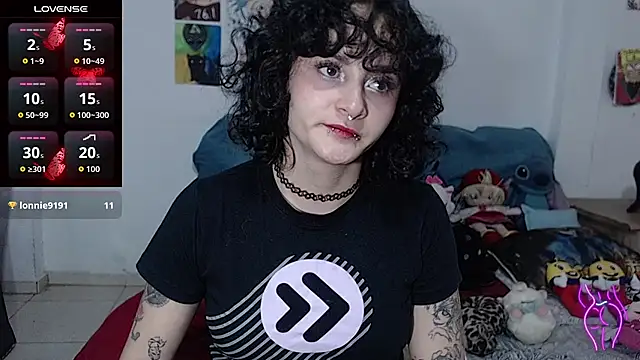 Snapshot of kitty22_ chatting on September 30, 12:32 pm kitty22 online show from September 30, 12:32 pm