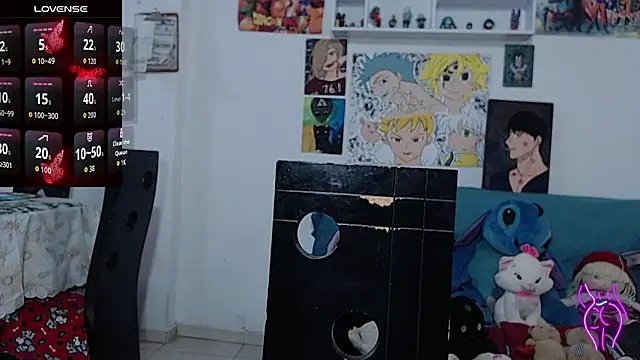 Snapshot of kitty22_ chatting on October 2, 12:34 pm kitty22 online show from October 2, 12:34 pm