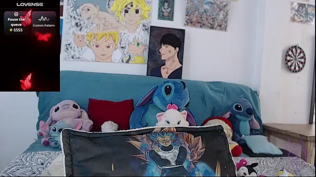 Snapshot of kitty22_ chatting on October 6, 2:47 pm kitty22 online show from October 6, 2:47 pm