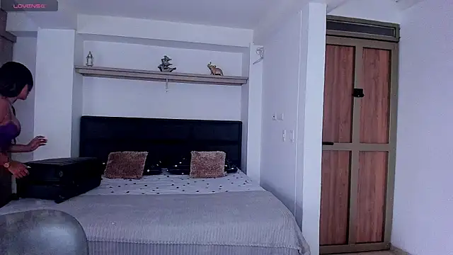 Snapshot of AbrilStivenson_ chatting on September 18, 2:52 pm AbrilStivenson online show from September 18, 2:52 pm