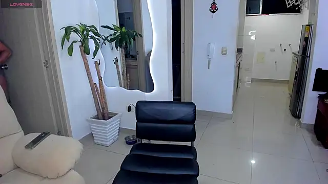 Snapshot of AbrilStivenson_ chatting on October 2, 1:34 am AbrilStivenson online show from October 2, 1:34 am