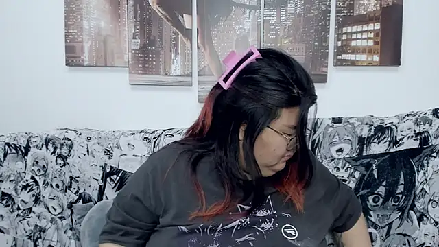 Nadine asian online show from December 16, 6:21 am