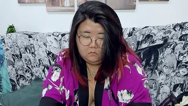 Nadine asian online show from December 28, 9:31 am