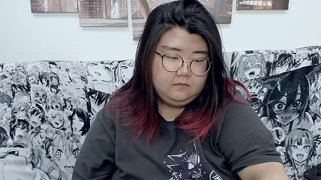 Nadine asian online show from December 29, 11:07 am