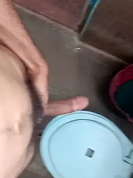 Snapshot of snigdha25 chatting on September 30, 3:33 am snigdha25 online show from September 30, 3:33 am