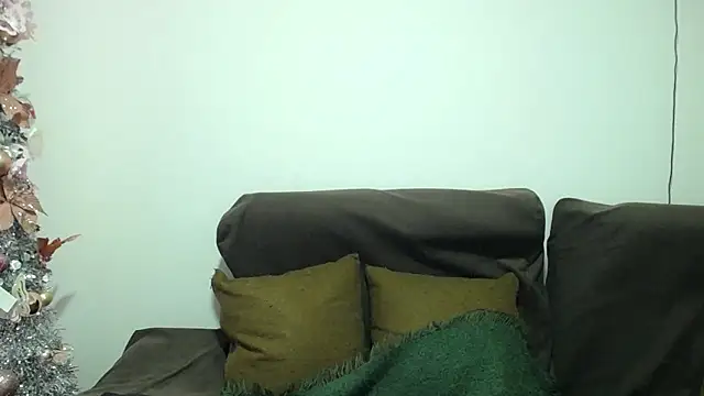 Snapshot of sara_winehouse1 chatting on December 30, 9:19 pm sara winehouse1 online show from December 30, 9:19 pm