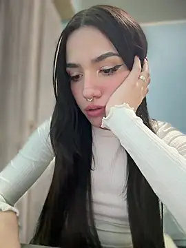 Snapshot of ShannonShanny chatting on January 22, 9:32 pm ShannonShanny online show from January 22, 9:32 pm