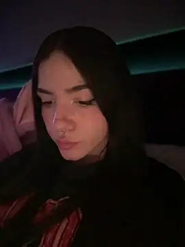 Snapshot of ShannonShanny chatting on March 5, 7:27 pm ShannonShanny online show from March 5, 7:27 pm