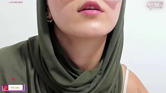 Snapshot of aysel_elid chatting on January 4, 11:06 pm aysel elid online show from January 4, 11:06 pm