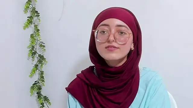 Snapshot of aysel_elid chatting on January 30, 8:10 pm aysel elid online show from January 30, 8:10 pm