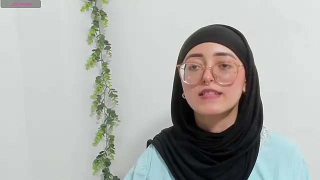 Snapshot of aysel_elid chatting on February 10, 1:03 am aysel elid online show from February 10, 1:03 am