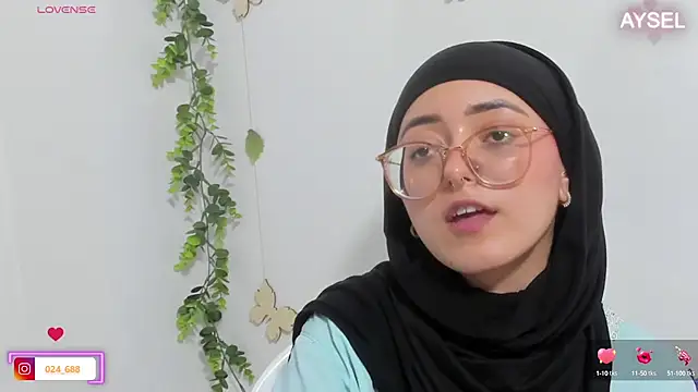 Snapshot of aysel_elid chatting on March 10, 3:45 am aysel elid online show from March 10, 3:45 am