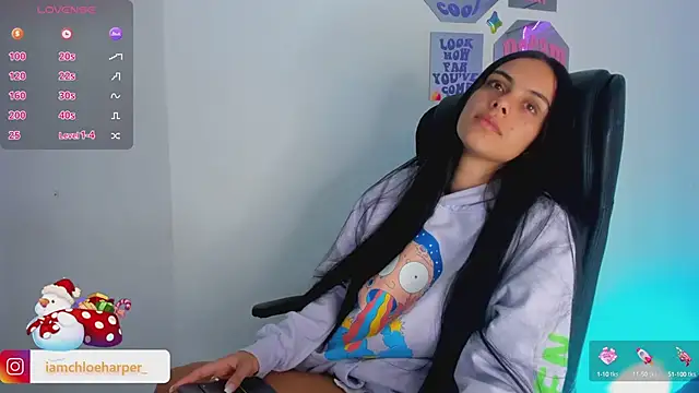 Snapshot of ChloeHarper_ chatting on December 28, 11:52 am ChloeHarper online show from December 28, 11:52 am