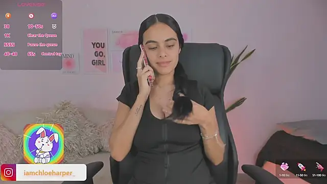 Snapshot of ChloeHarper_ chatting on January 21, 3:21 pm ChloeHarper online show from January 21, 3:21 pm