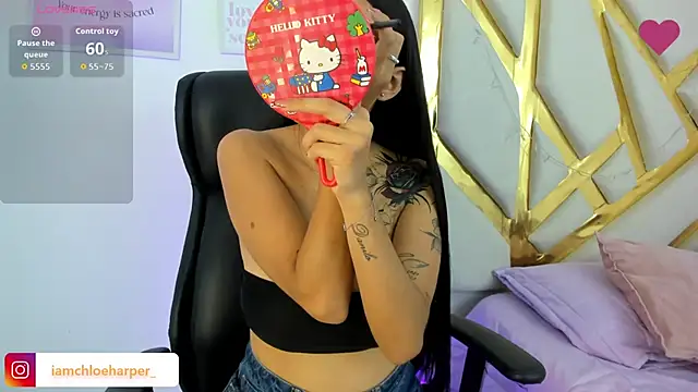 Snapshot of ChloeHarper_ chatting on October 18, 2:51 pm ChloeHarper online show from October 18, 2:51 pm